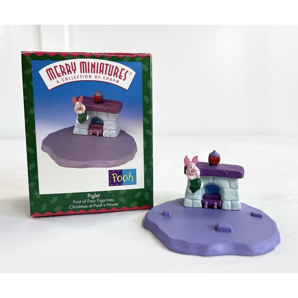 Vintage 1999 Piglet‎ Hallmark Merry Miniatures Christmas At Pooh's House